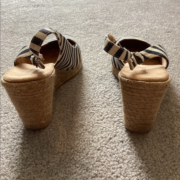 Bass Wedges - Picture 2 of 3